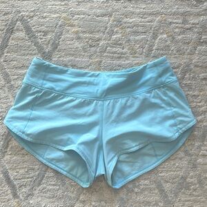 Lululemon Speed Up shorts - 2.5 in Low rise